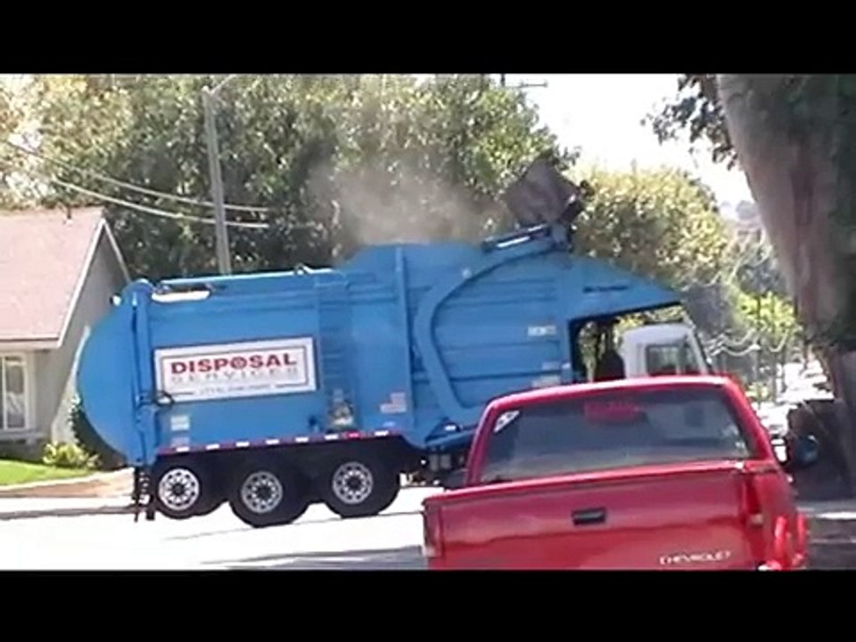 Front Load Garbage Truck Compilation 1