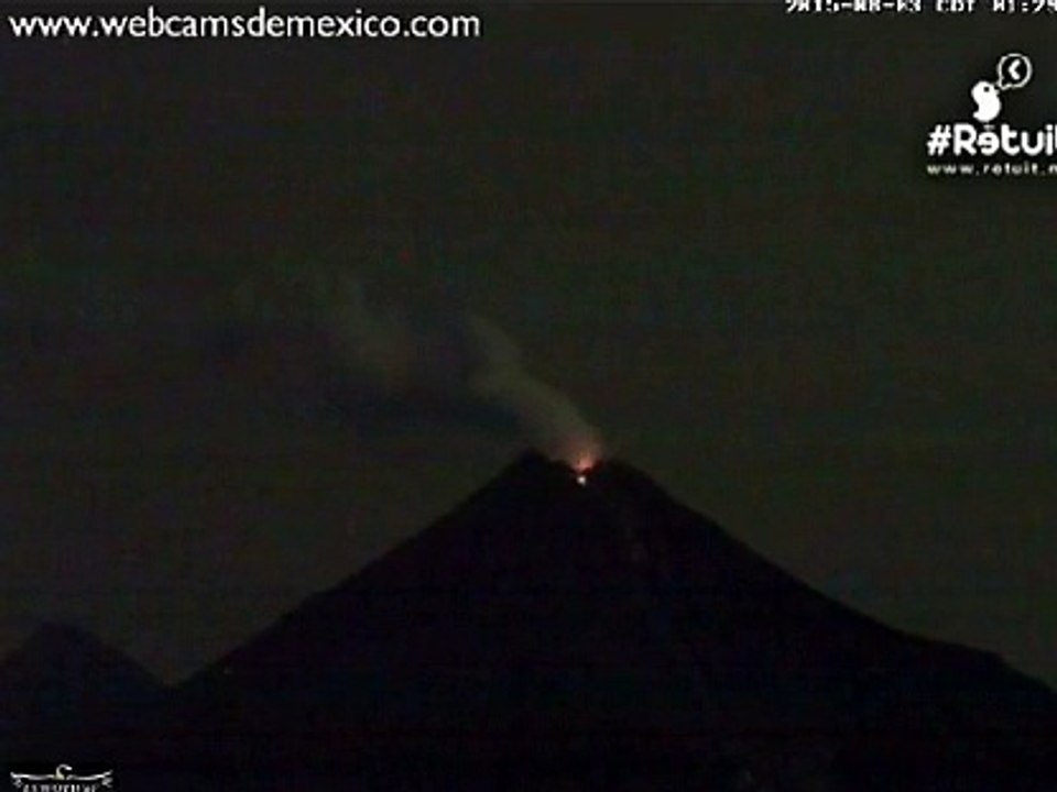 Volcan Colima 8-3-15  "Overnight Glow"