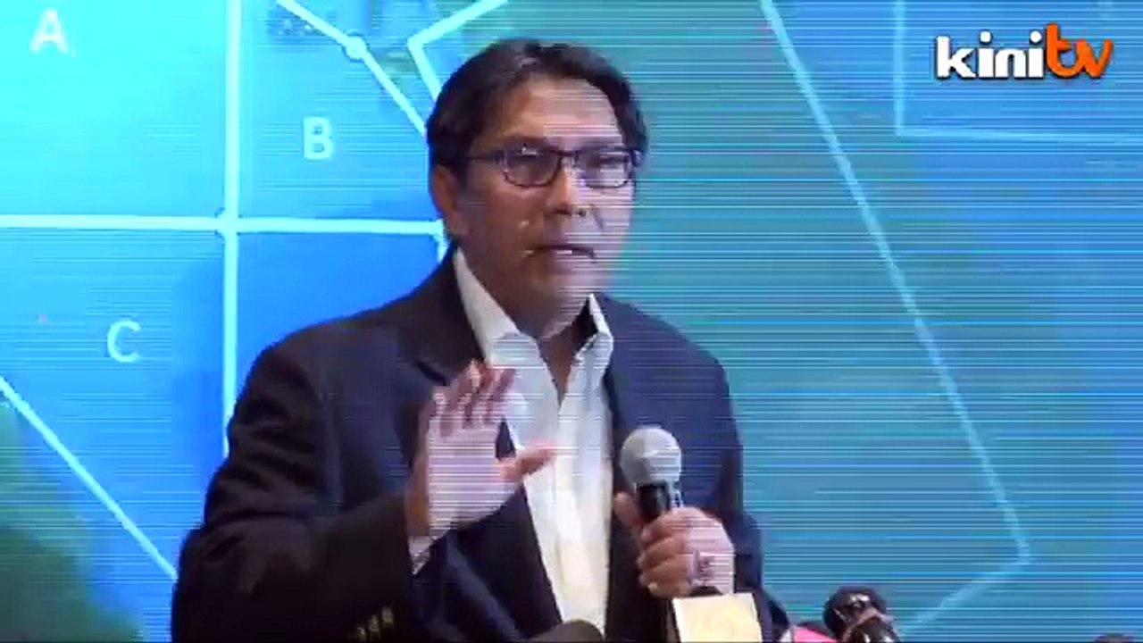 DCA chief: Duo with stolen passports 'look like Balotelli'