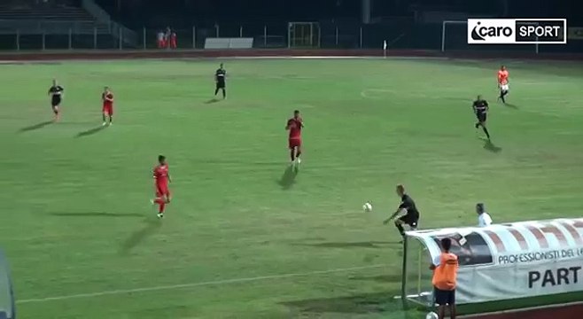 Icaro Sport. Il coro degli ultras del Rimini sul Coccoricò