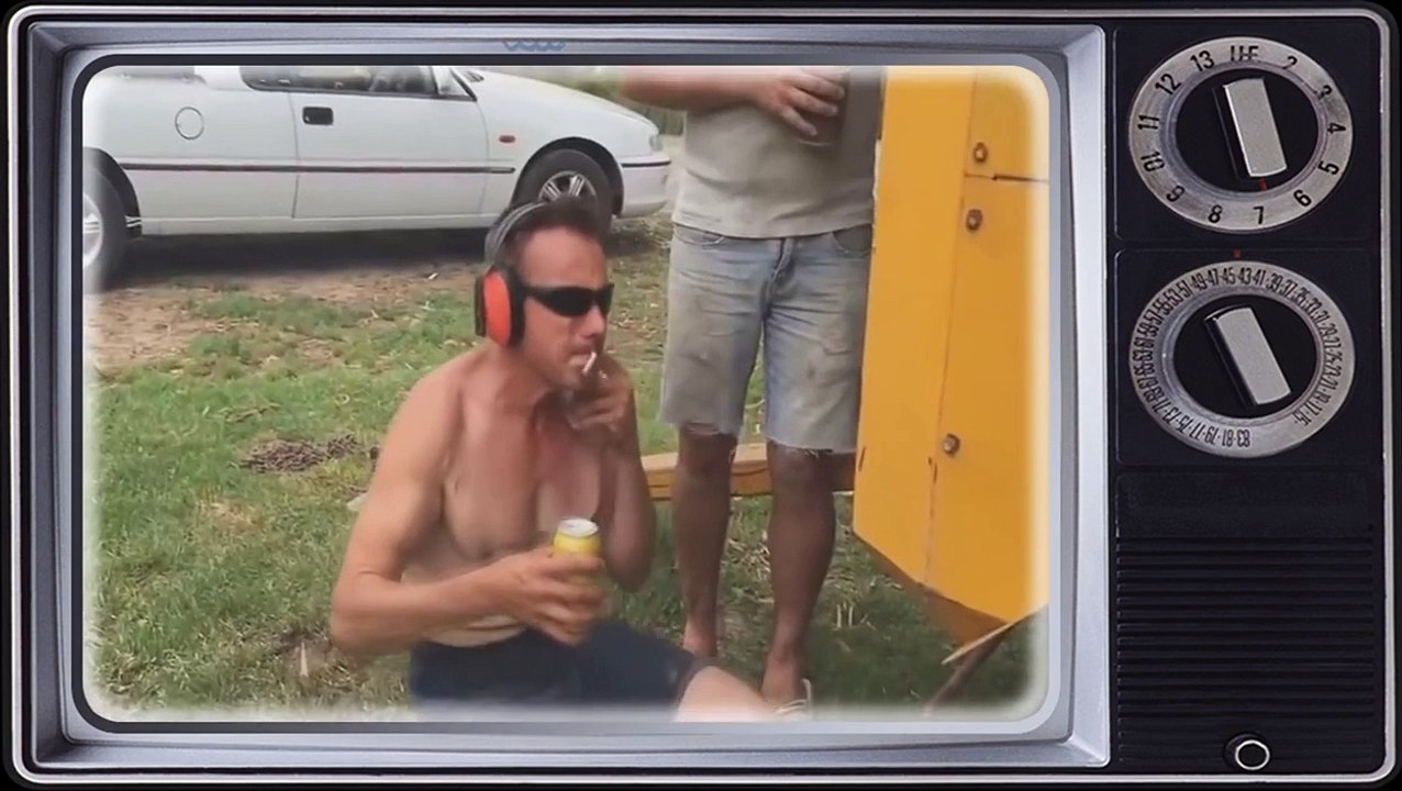 للكبار فقط‫ مقاطع مضحكه جدا مقالب جدا مواقف كوميدية  10