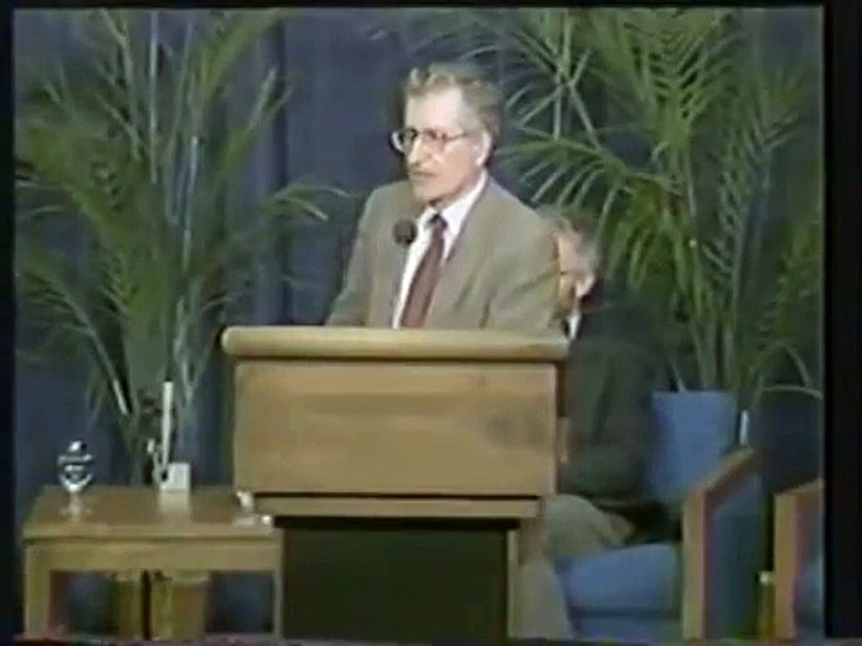 CHOMSKY ON EDUCATION