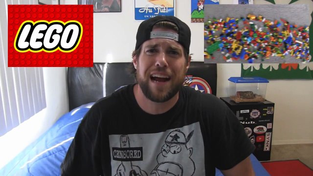 Blindfolded Dude Solves Rubik's Cube in 3 Min (While Walking Barefoot Over LEGOS)