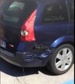 Une Renault Megane fond au soleil (Italie)