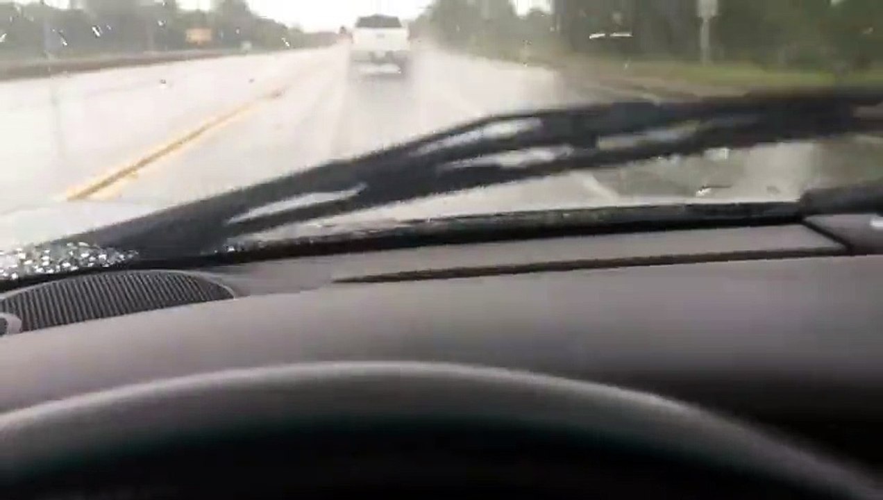 Information on driving in the rain