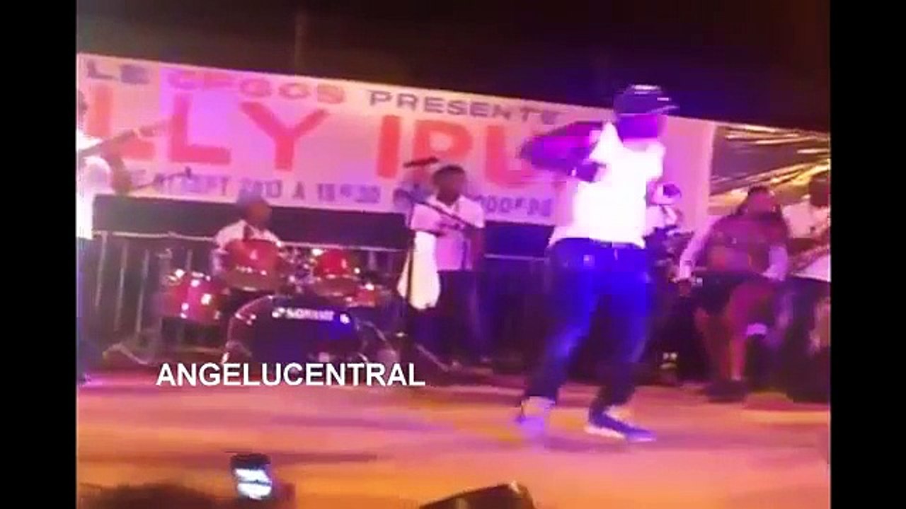 Fally Ipupa the BEST Azonto dancer // Meilleur danseur d'Azonto (Pointe Noire)...@VoiceOfCongo