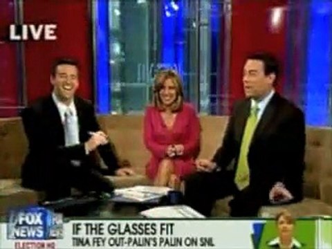 Fox News - Tina Fey Returns To SNL To Spoof Sarah Palin