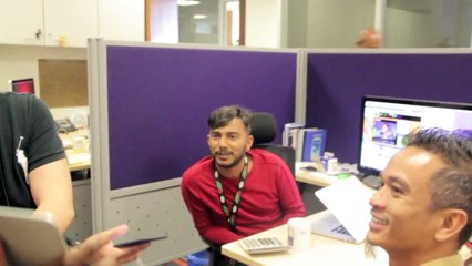 What Colour is This Dress???