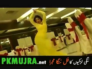 Kiran Khan very hot dance