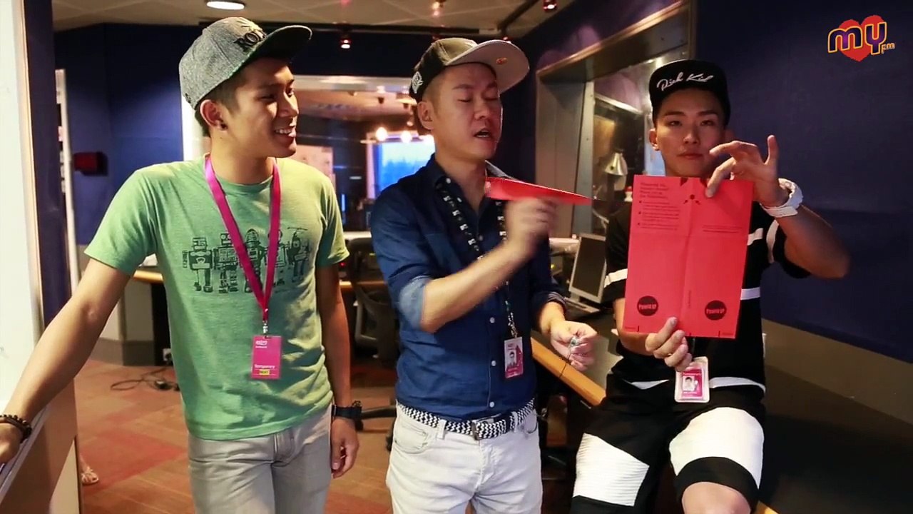 浩Joe杂货无限公司－Smartphone Controlled Paper Airplane