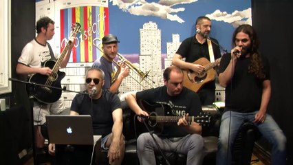 Smoking Pleasure - Cambio Tiro Por Mamada