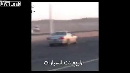 Арабскому дрифтеру,чуть-чуть ногу прижало.