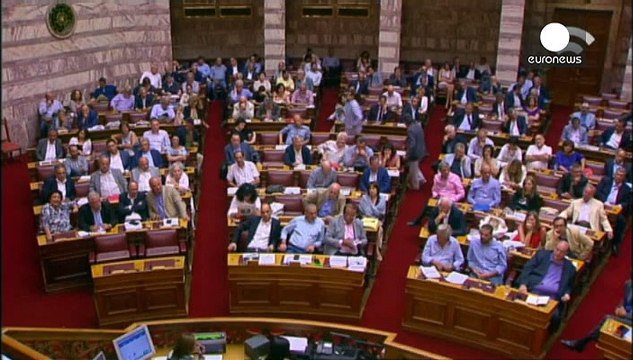 Grecia: il Parlamento approva il terzo piano di salvataggio