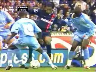 Ronaldinho tricks and skills