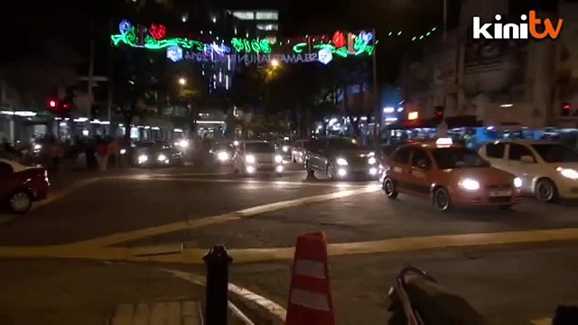 Protes TURUN: Masjid Jamek mula dipenuhi, Sogo meriah