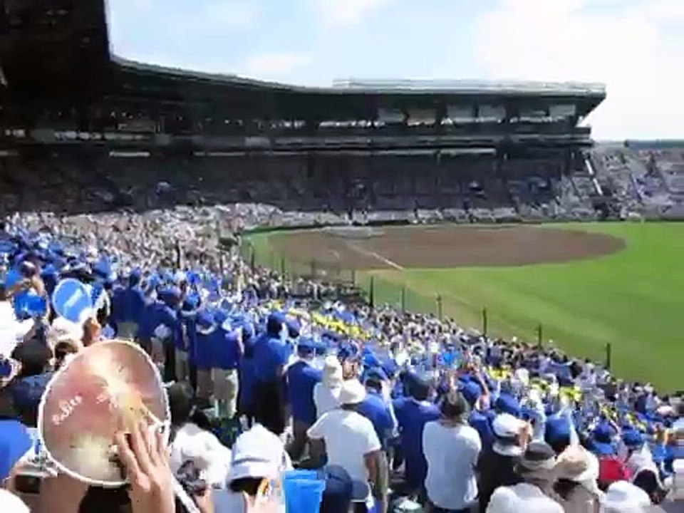 甲子園　関西学院高等部　アルプススタンド勝利の瞬間〜空の翼大合唱