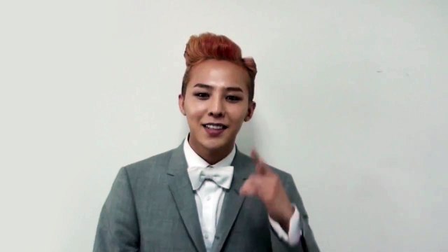 G Dragon呼吁粉丝支持《G DRAGON ONE OF A KIND WORLD TOUR IN M'SIA》演唱会影片 (字幕)