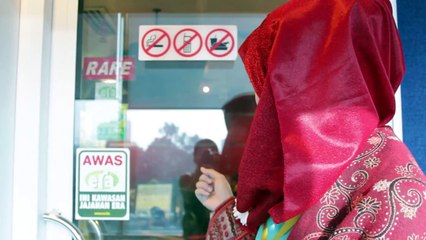 Syasya Solero "Macam cantik je, macam comel je" di JoHaRa