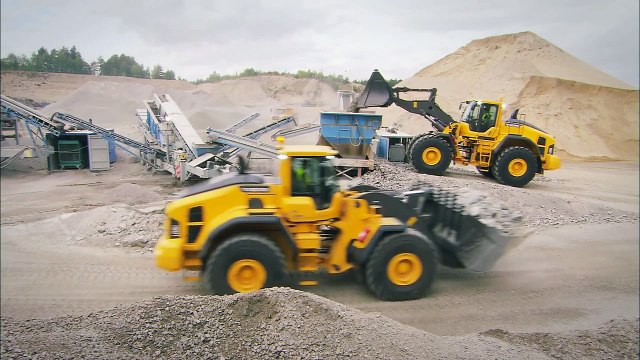 Volvo L150H-L220H Wheel Loaders promotional video