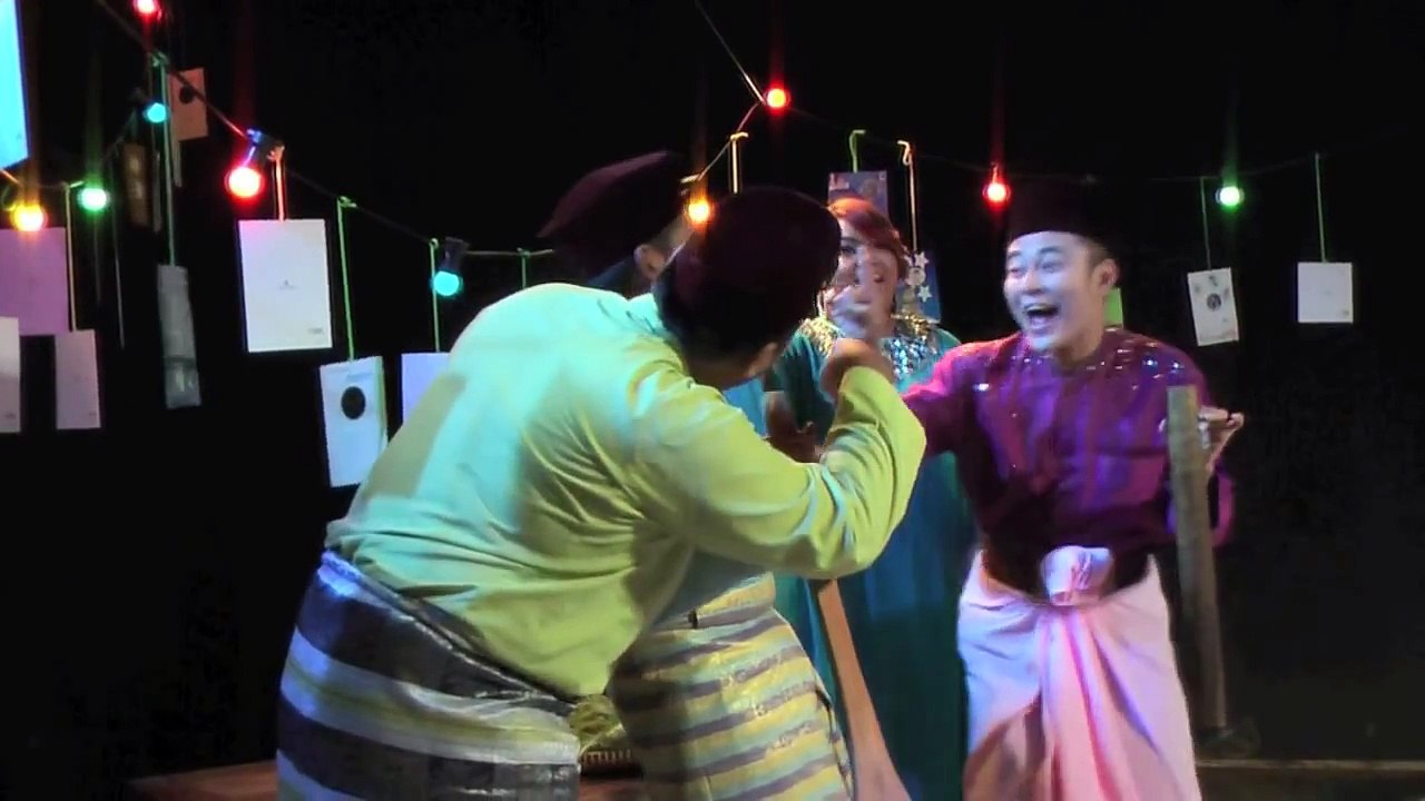 Di sebalik tabir - Aidilfitri Yang Mulia (ERA fm 2012)