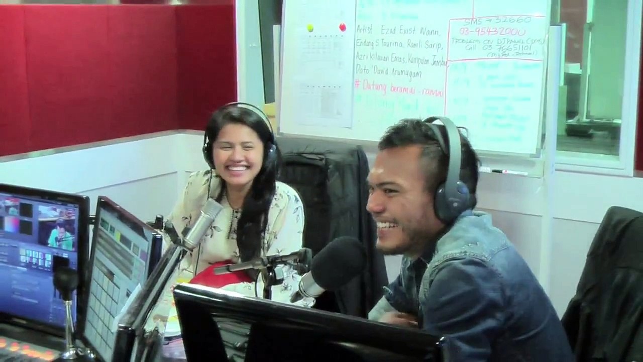 SINAR PAGI 13 SEPT 2012   SAFEE SALI DAN BOLA SEPAK