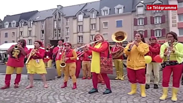 Paimpol. Chant de marin : ambiance dans les rues