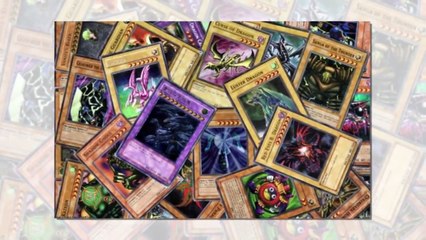 Tuyệt phẩm gMO đá bóng theo phong cách thẻ bài