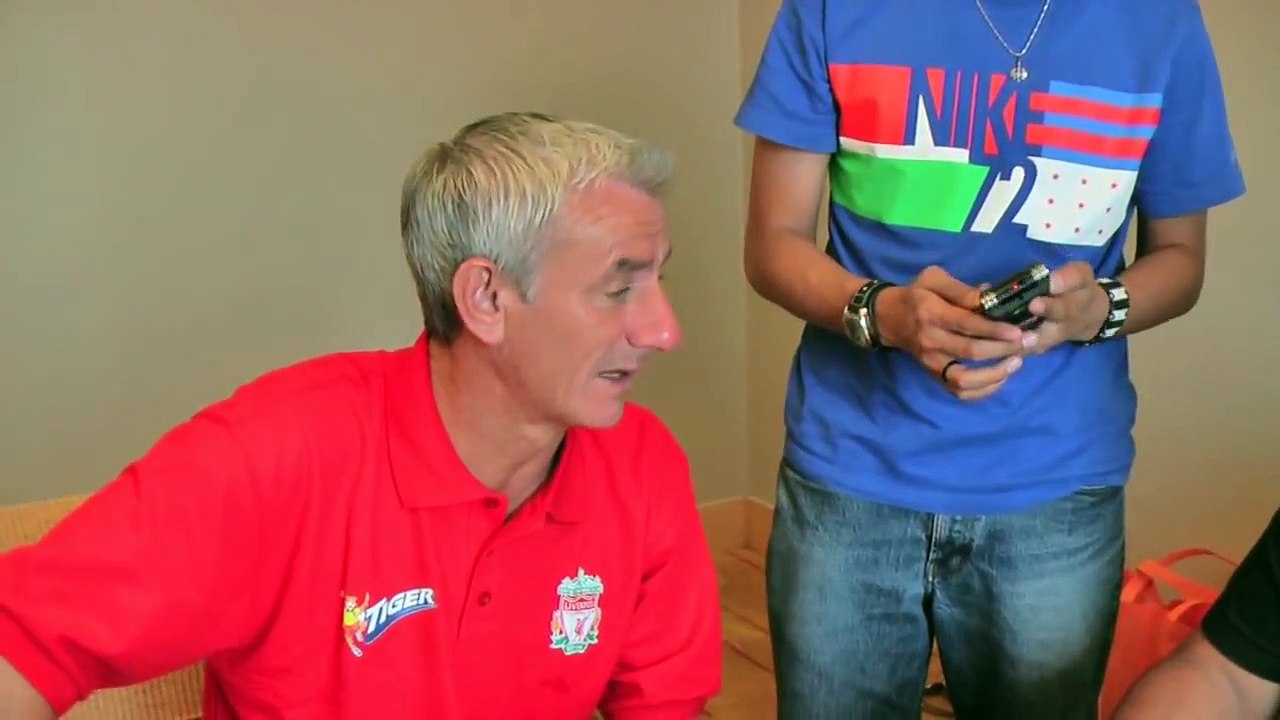 Cabaran Ray bersama Ian Rush