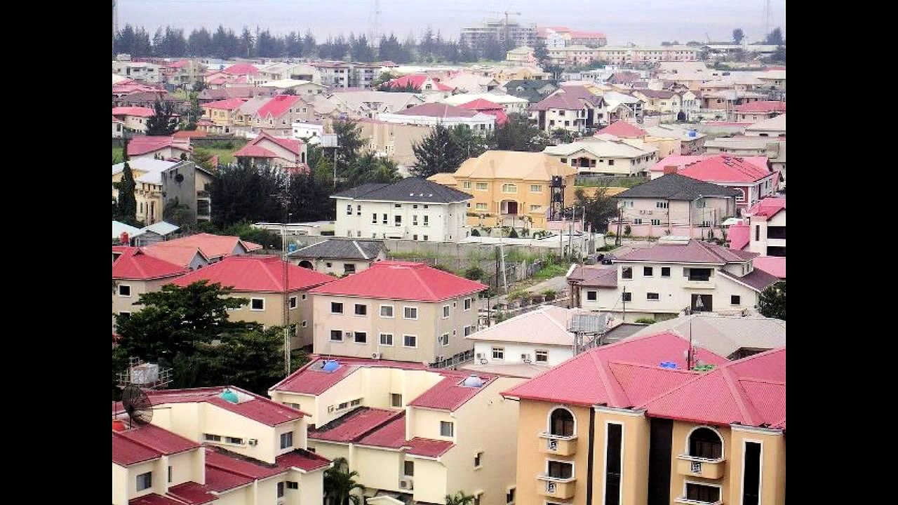 THE NIGERIAN TASTE IN PICTURES - (Lagos state)