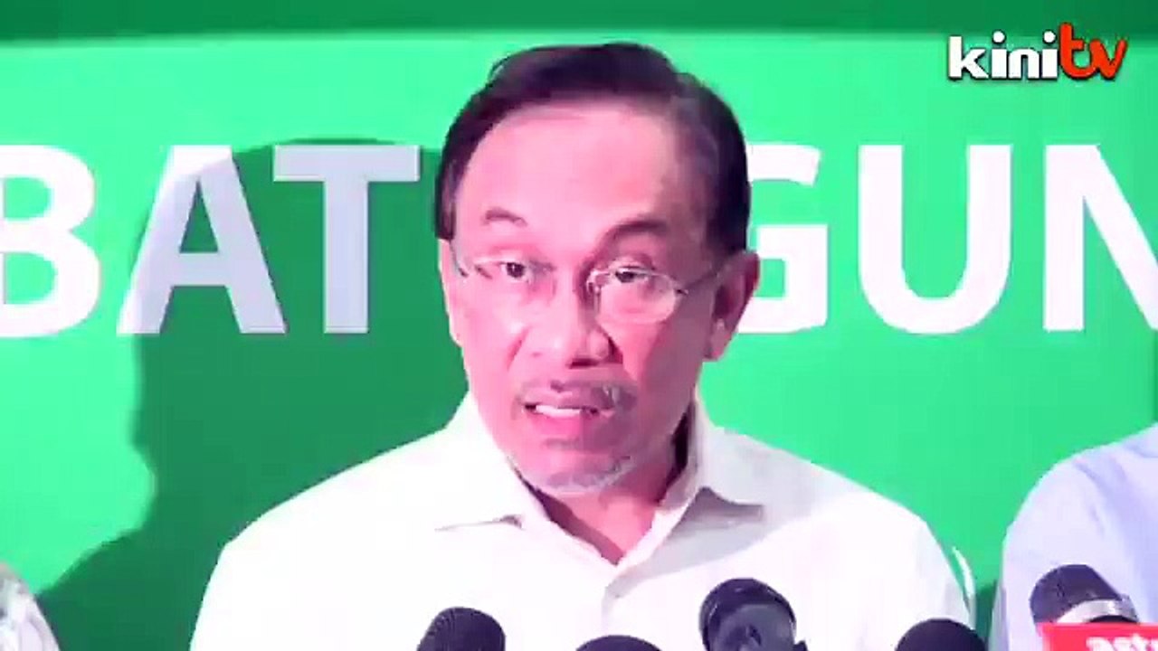 Anwar: Kangkung flash mob not to insult Najib