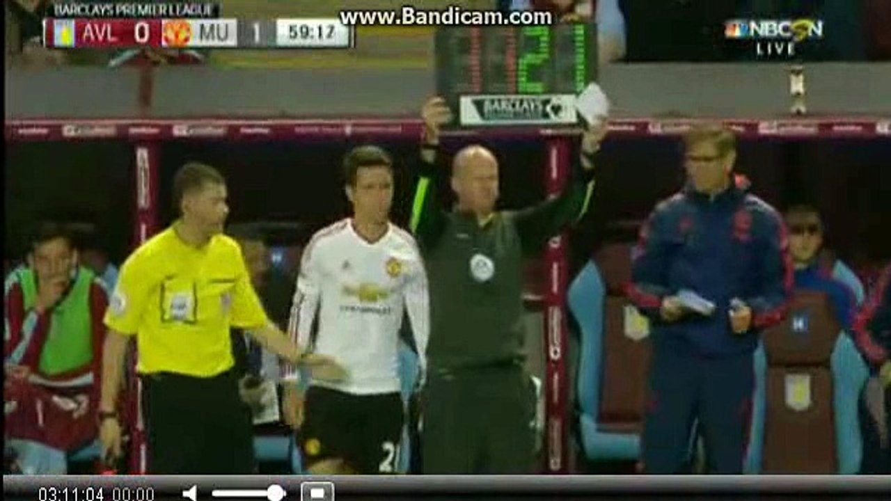 JONUZAJ OFF,SWAINSTAIGER ON FOR MAN.UNITED
