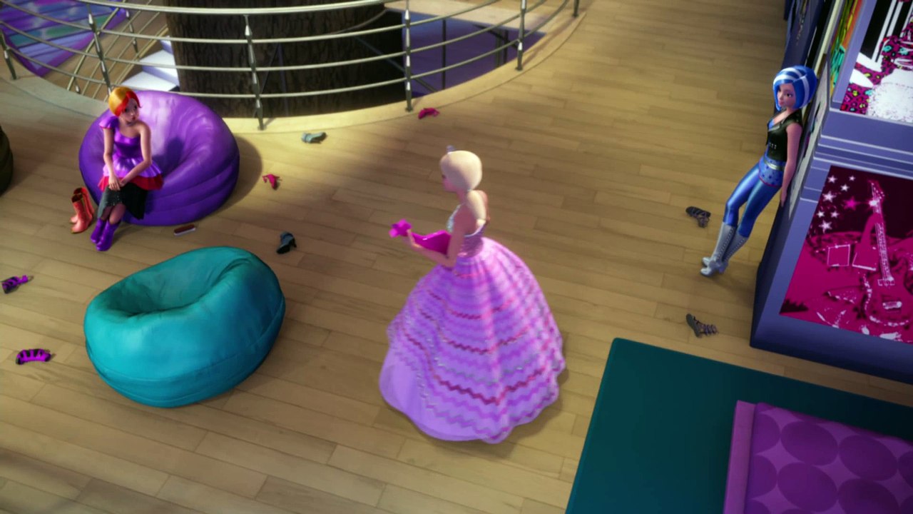 A Roupa da Courtney no Campo Rock Star _ Barbie