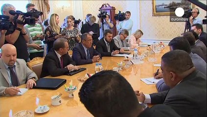 Lavrov: Suriye muhalefeti teröre karşı birleşmeli