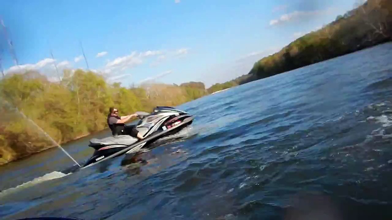 04 Honda f12x turbo and 06 Yamaha FX HO  with the family.