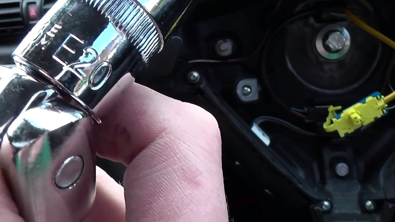 Remove Vauxhall Astra Steering Wheel Step By Step