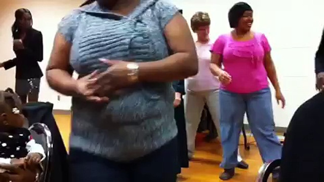 Old lady Cupid shuffle