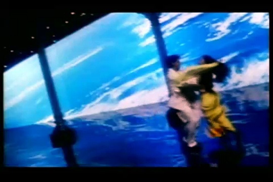 ROMANTIC HINDI SONG - aur kya
