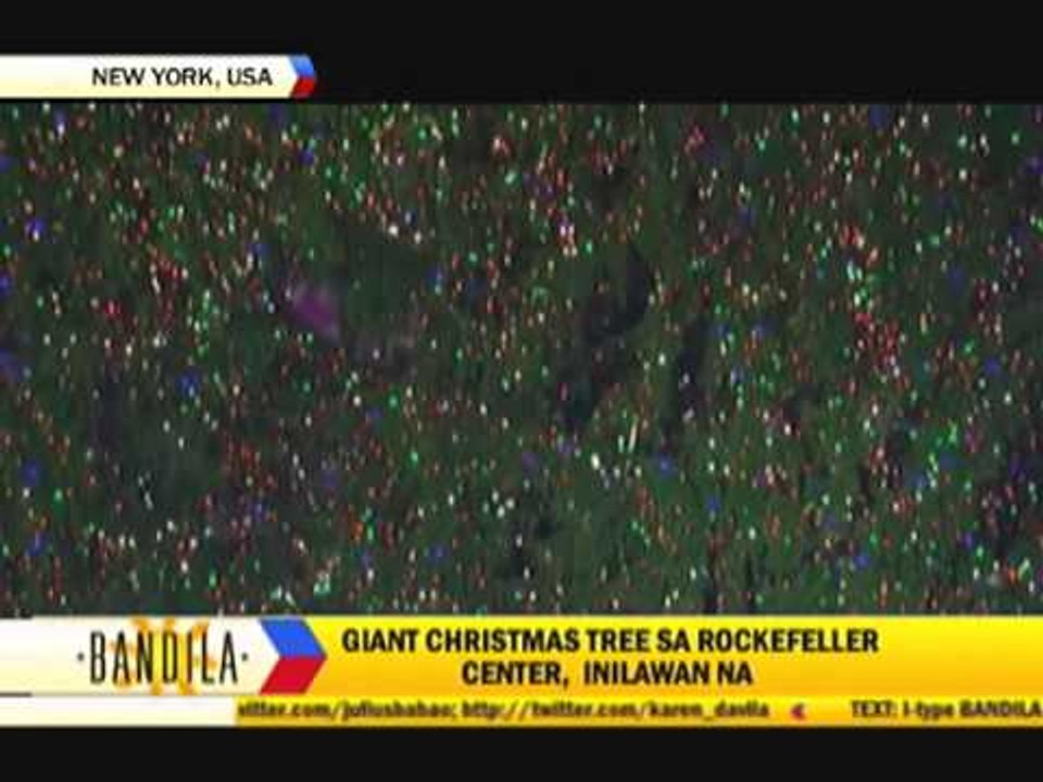 Rockefeller Christmas tree lights up NYC