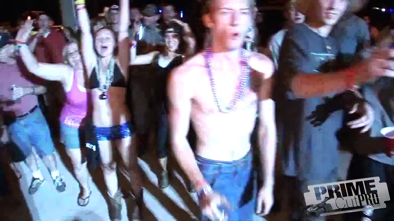 Mud Girls Dance Party 2