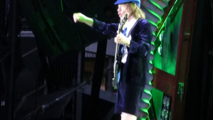 AC/DC - "Dirty Deeds Done Dirt Cheap" live stade de France 26/05/2015