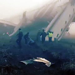 Helping People in Turkish Plane Crashed Video