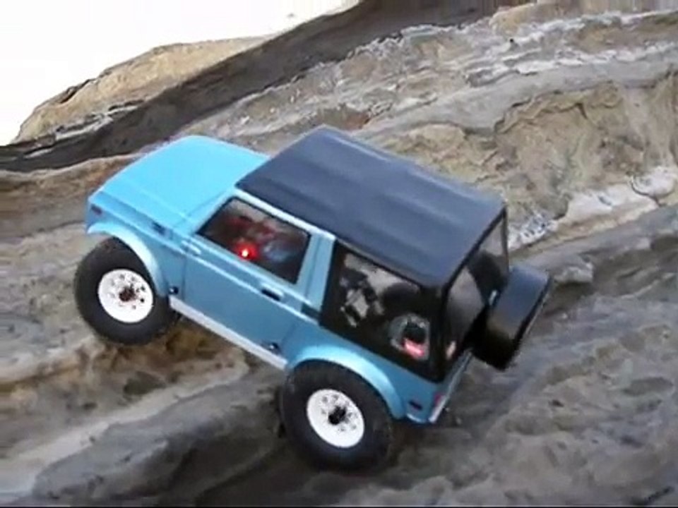 Losi Mini-Rock Crawler Suzuki Samurai Body  RC4WD 1.55Wheel