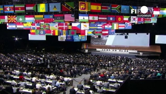 Вибори у ФІФА: президент-ветеран або йорданський принц