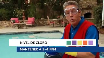 Cómo mantener una piscina - limpie y analice el agua de la piscina