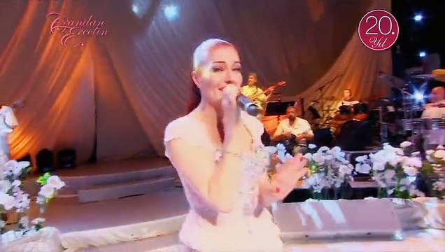 Candan Erçetin - Unuttun Beni Zalim 2015