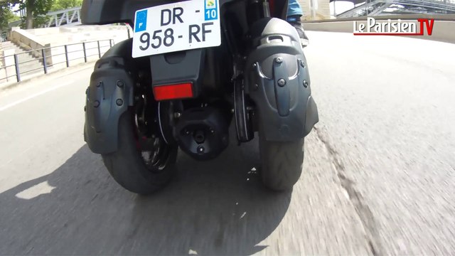 On a testé le premier scooter à 4 roues