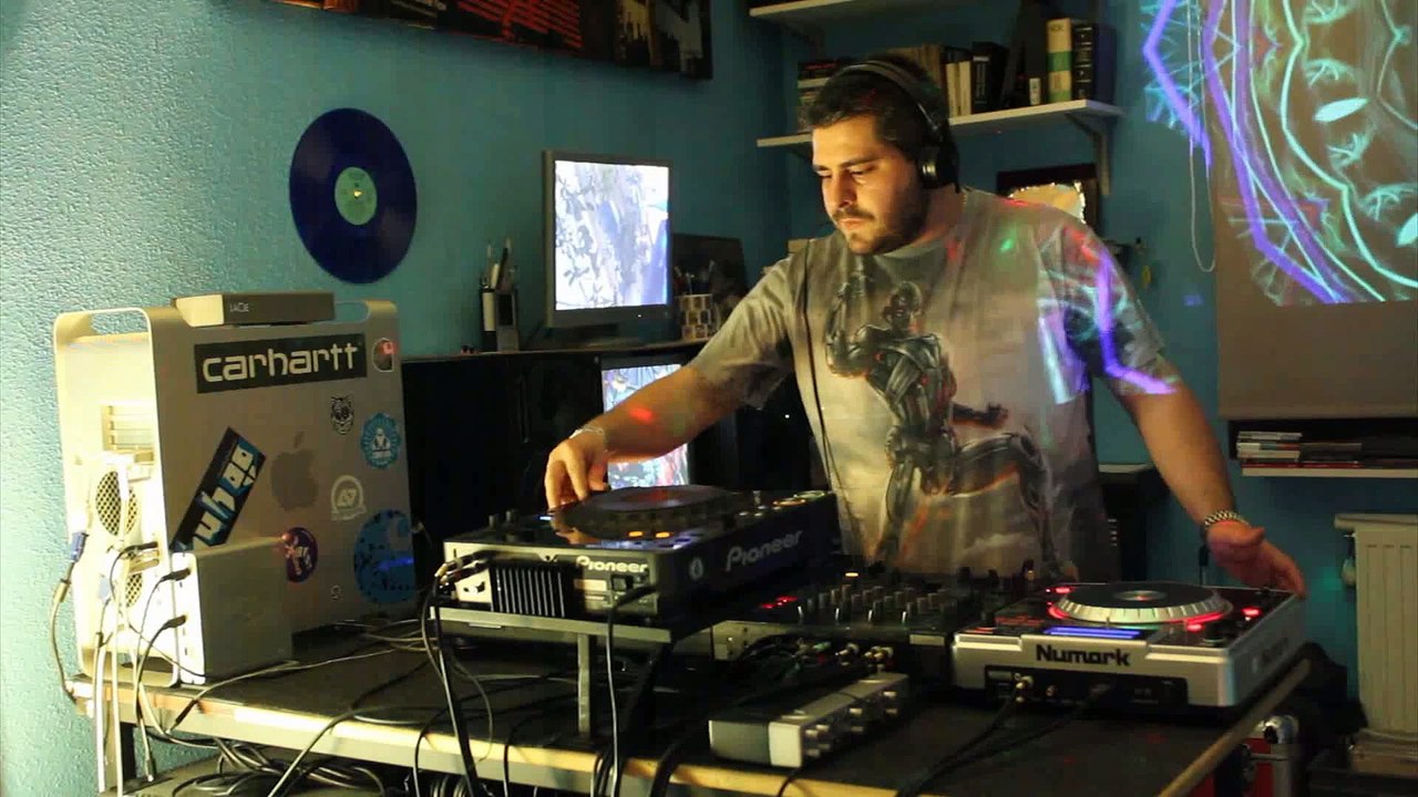 Dj Howard @ Ciberdelia Studio