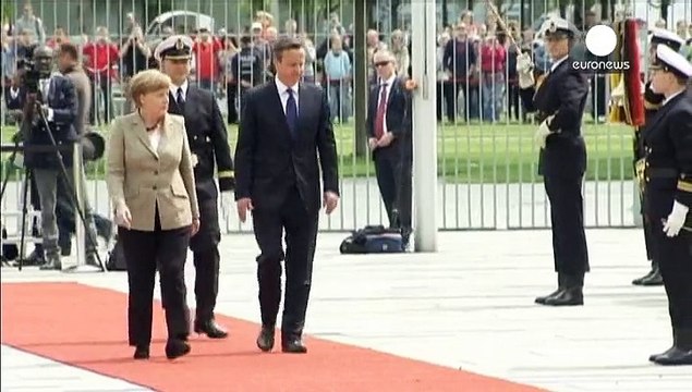 Berlino, Cameron incontra la Merkel: ''Il Regno Unito in una Unione Europea riformata''