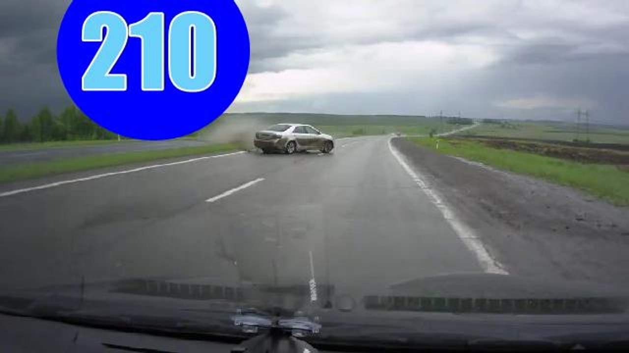 Compilation d'accident de voiture n°210 + Bonus | Car crash | авария