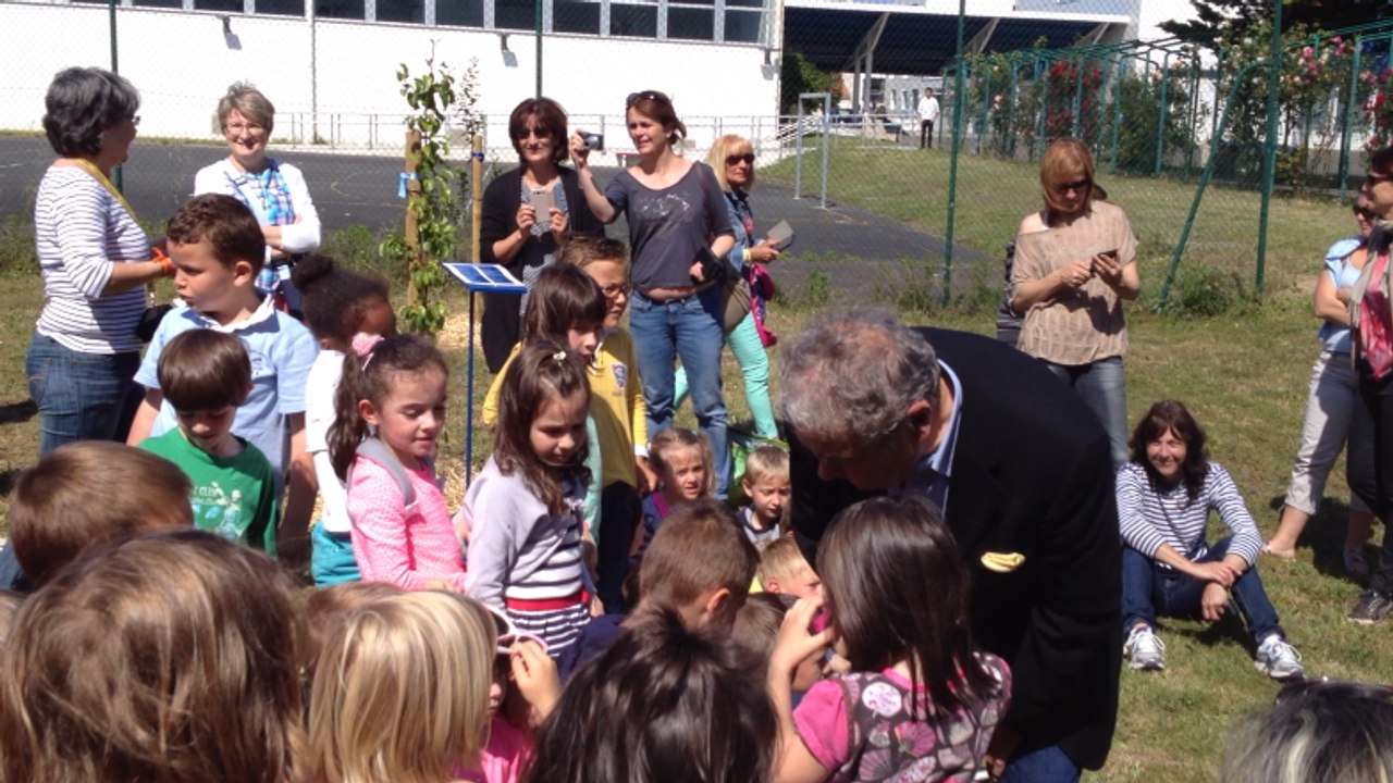 Pierre Perret au lycée Bleu